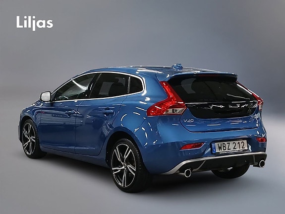 Volvo V40 3 of 10