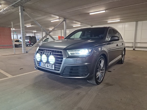 Audi Q7 11 of 28