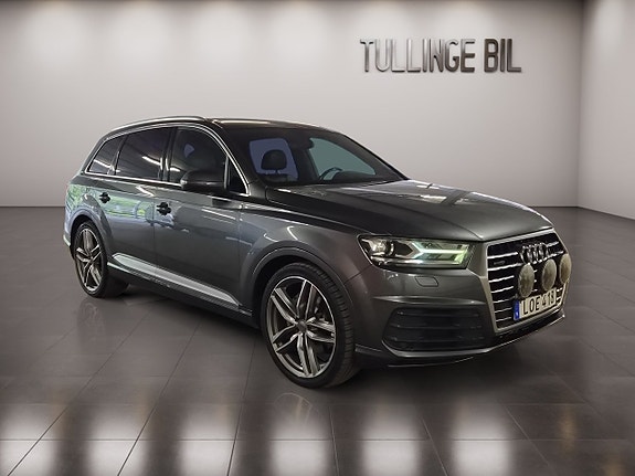 Audi Q7 7 of 28
