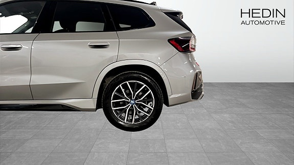 BMW X1 9 of 12