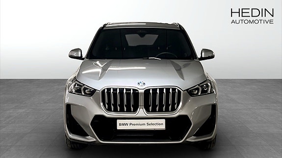 BMW X1 8 of 12
