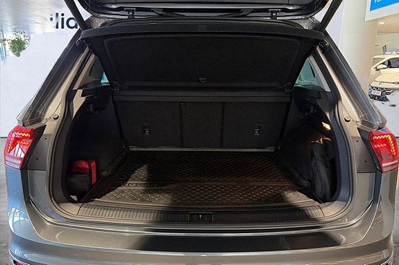 Volkswagen Tiguan 21 of 23