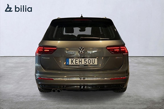 Volkswagen Tiguan 8 of 23