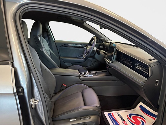 Volkswagen Passat 15 of 15