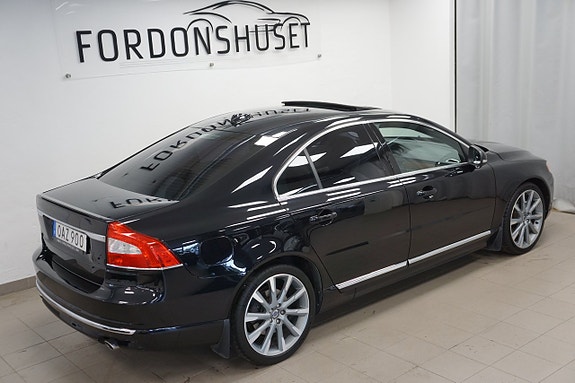 Volvo S80 8 of 29