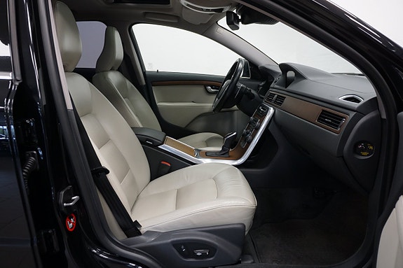 Volvo S80 16 of 29