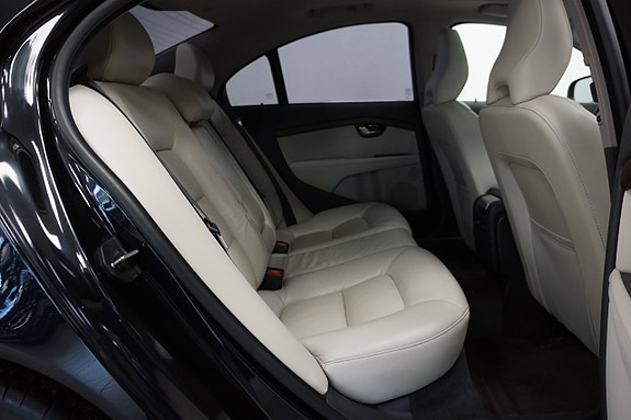 Volvo S80 17 of 29
