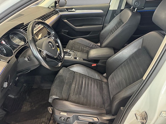 Volkswagen Passat 7 of 10