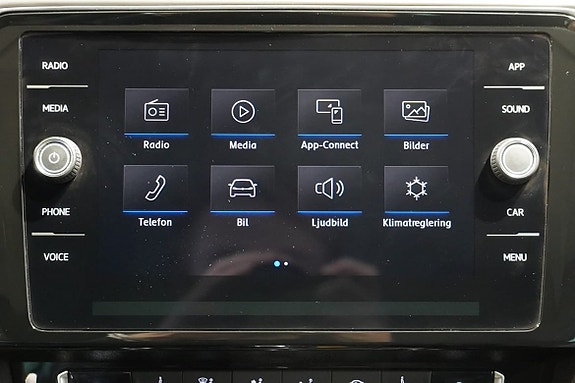 Volkswagen Passat Alltrack 12 of 19