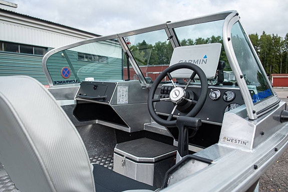 V-boats Fish 46 Mercury 60 ELPT 11 of 12