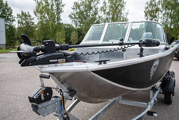 V-boats Fish 46 Mercury 60 ELPT 3 of 12