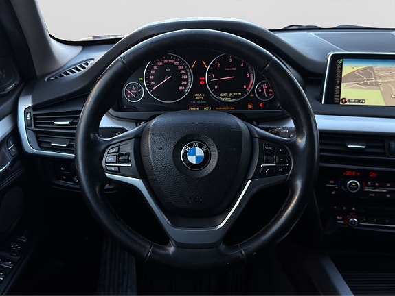 BMW X5 13 of 30