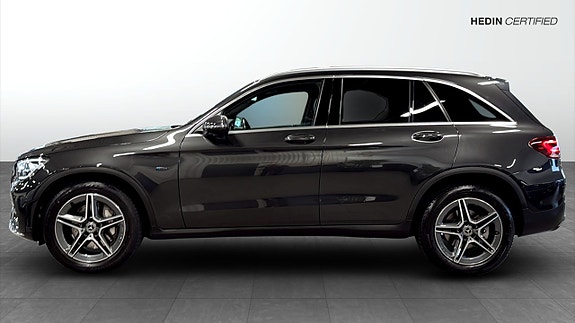 Mercedes-Benz GLC300 e 6 of 26