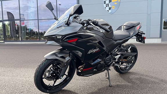 Kawasaki Ninja 500 SE - 2027 3 of 5