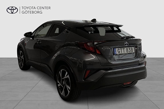 Toyota C-HR 7 of 12