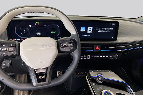 Kia EV6 7 of 15