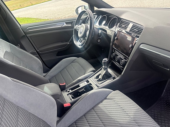 Volkswagen Golf I 3 of 11