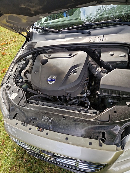 Volvo V70 6 of 9