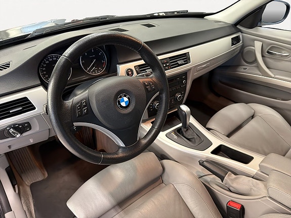 BMW 320 9 of 19