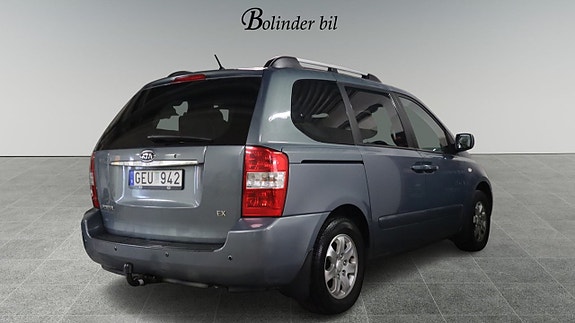 Kia Carnival 6 of 18
