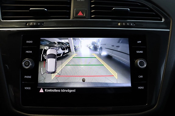 Volkswagen Tiguan Allspace 16 of 18