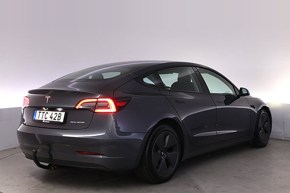 Tesla Model 3 5 of 27