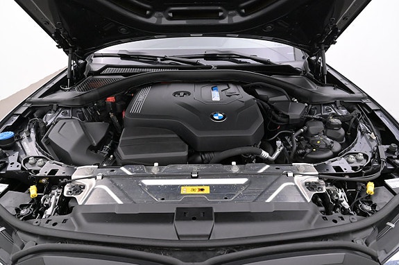 BMW 330e 26 of 27