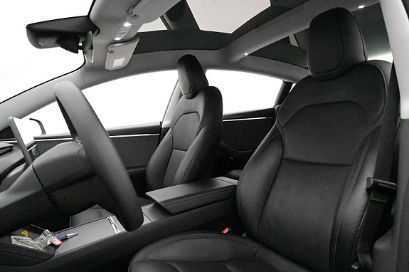 Tesla Model 3 8 of 27