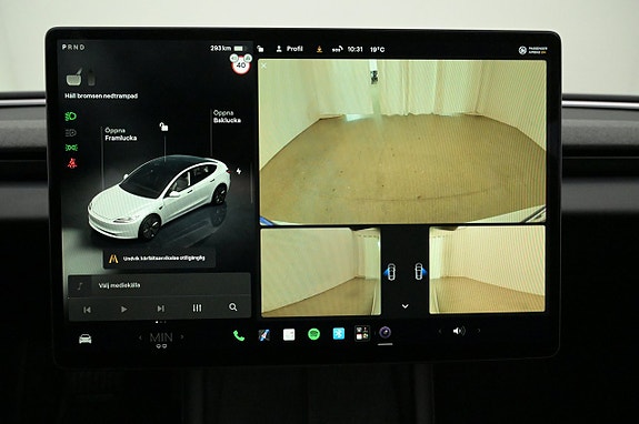 Tesla Model 3 17 of 27