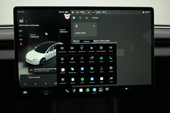 Tesla Model 3 19 of 27