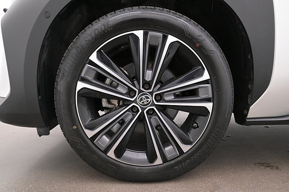 Toyota bZ4X 27 of 27