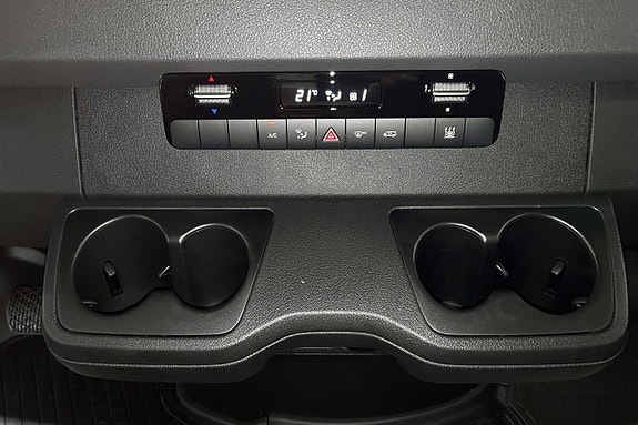 Mercedes-Benz Sprinter 208 16 of 21
