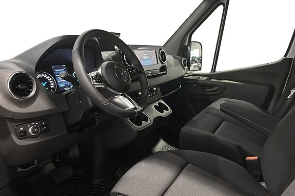 Mercedes-Benz Sprinter 208 6 of 21