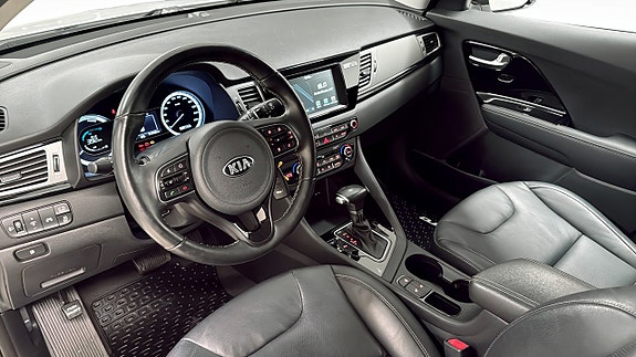 Kia Niro 8 of 12