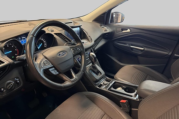 Ford Kuga 8 of 17