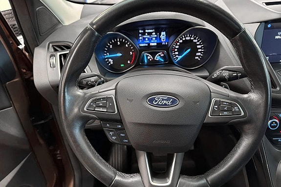 Ford Kuga 10 of 17