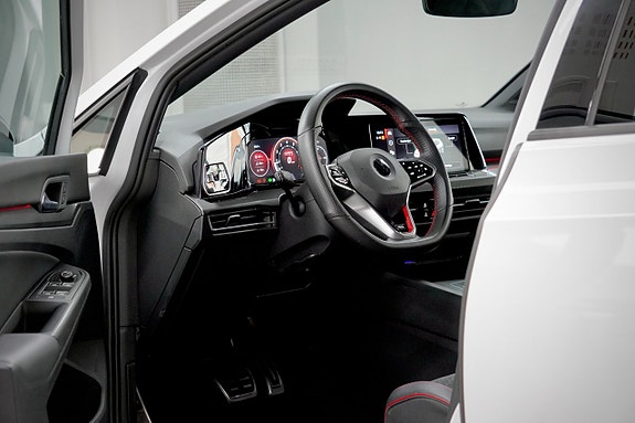 Volkswagen Golf I 9 of 26