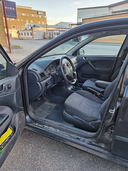 Skoda Octavia 4 of 7