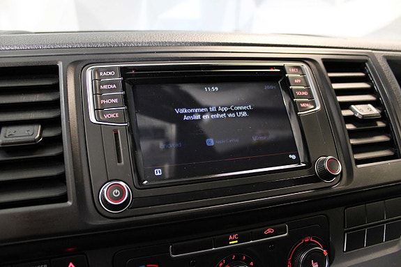 Volkswagen Transporter 14 of 27