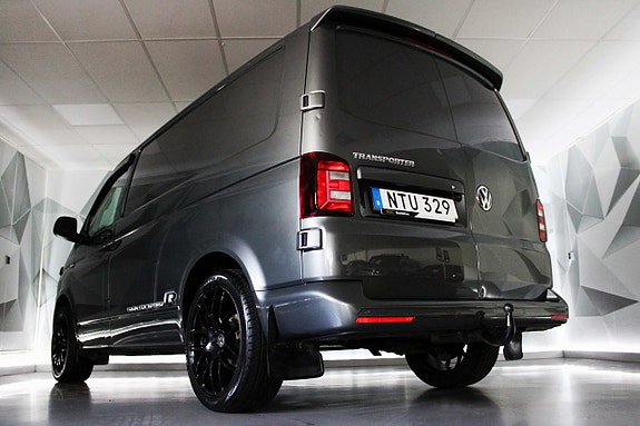Volkswagen Transporter 7 of 27