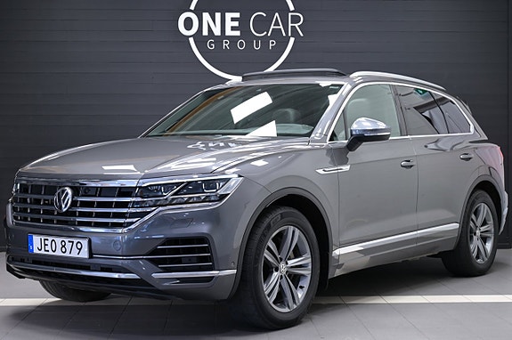 Volkswagen Touareg 2 of 30
