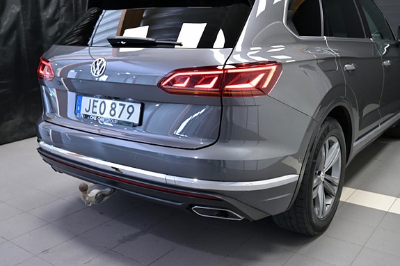 Volkswagen Touareg 8 of 30