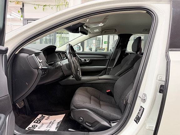 Volvo V90 24 of 29