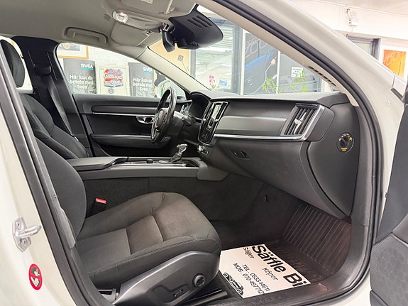 Volvo V90 13 of 29