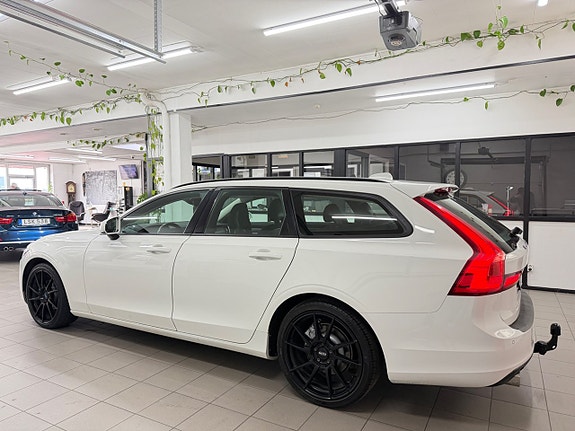 Volvo V90 7 of 29