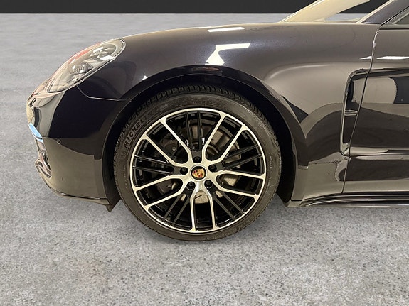 Porsche Panamera 4 18 of 18