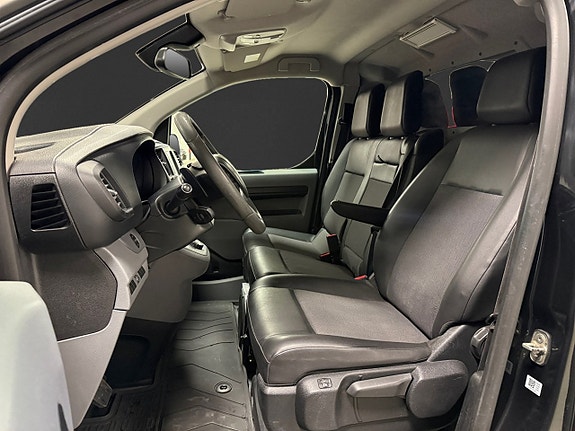 Peugeot Expert 8 of 18
