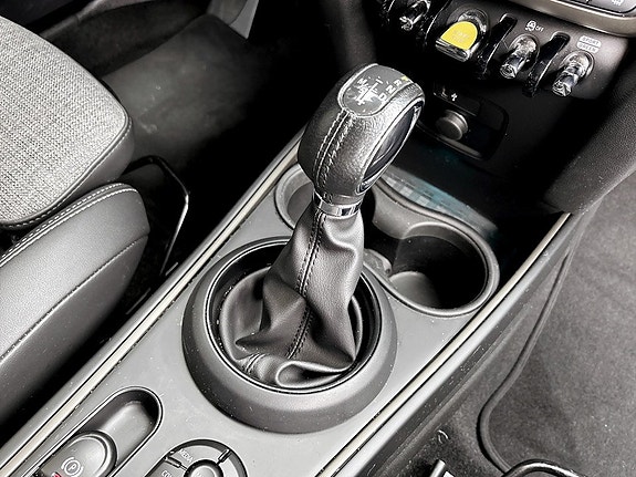 MINI Countryman Cooper SE 12 of 18