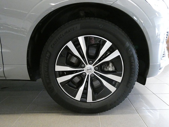 Volvo XC60 7 of 29