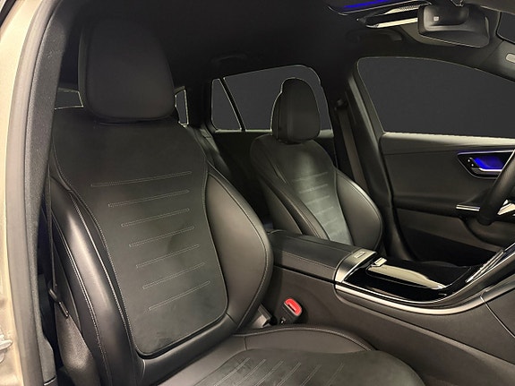 Mercedes-Benz C300 e 11 of 17